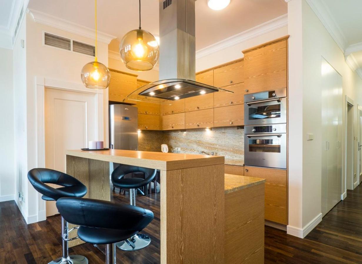 Majestic Residence -150M2 With Iconic Market Square View As Home Apartamenty R506 Wrocław Exteriör bild
